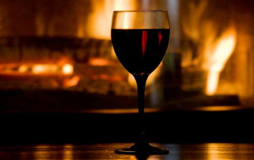如何描述葡萄酒的单宁、酸度和酒体