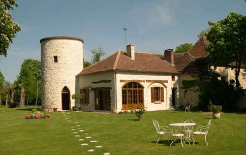 老教堂酒庄（Le Vieux Donjon）