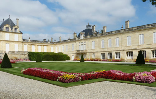 龙船酒庄（Chateau Beychevelle）