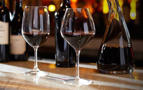 葡萄酒的上升期、适饮期和衰退期