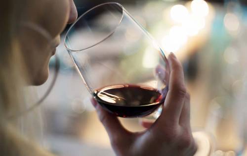 38%感染新冠的葡萄酒专业人士陷入从业困境